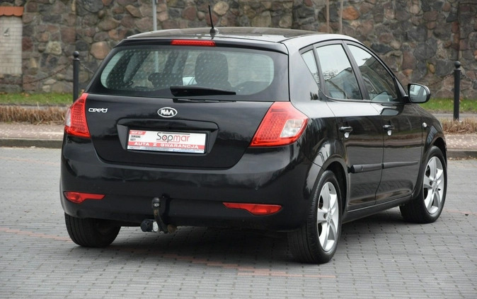 Kia Ceed cena 19900 przebieg: 199000, rok produkcji 2011 z Jordanów małe 211